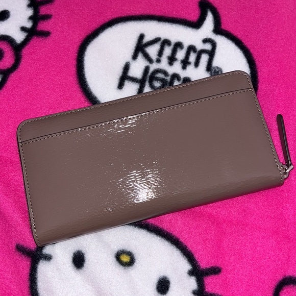 Kate spade patent leather shiny wallet - Picture 2 of 5